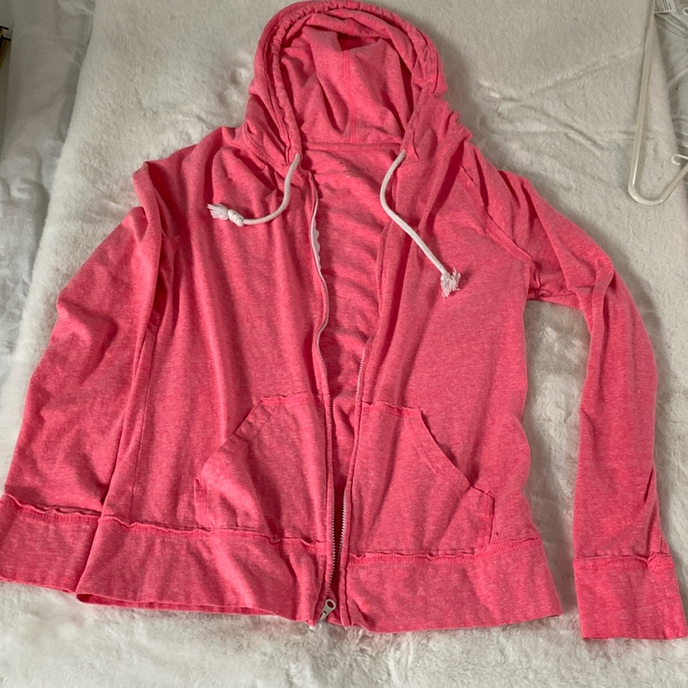 Xhilaration Hoodie. Pink. Size M. 57% Cotton/ 43% Spandex. Very Soft.